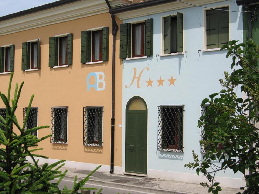 Hotel Ab Baretta Legnaro Exterior foto